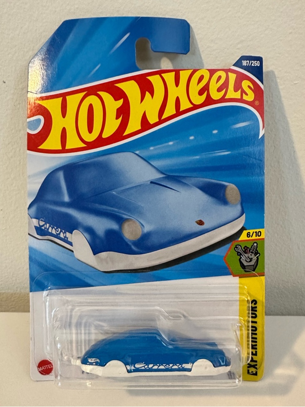 Hot Wheels Porsche 911 Carrera Clip Experimotors New 2025